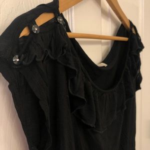 Black Top w Shoulder Accent Medium